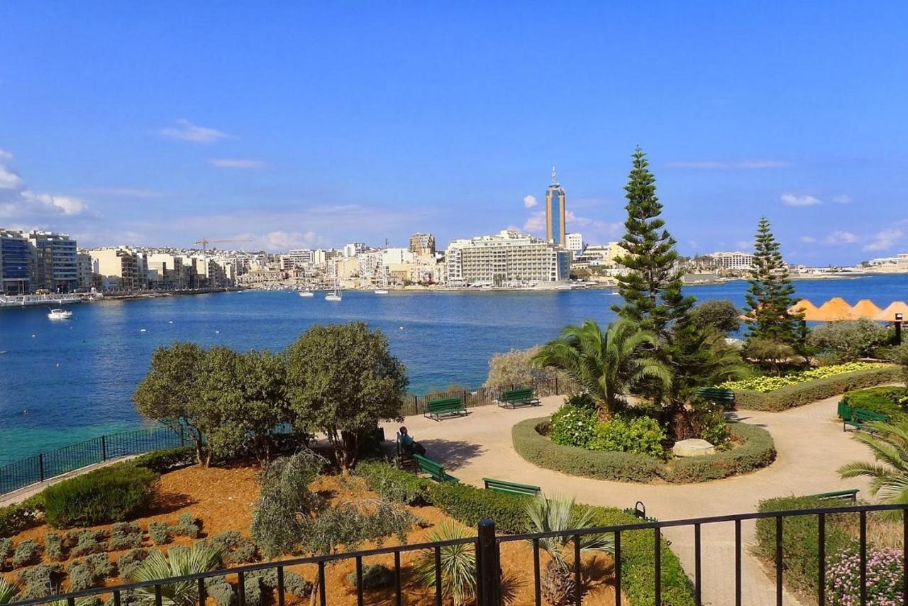 Modern Seaview Apartment In A Prime Location Sliema Ngoại thất bức ảnh